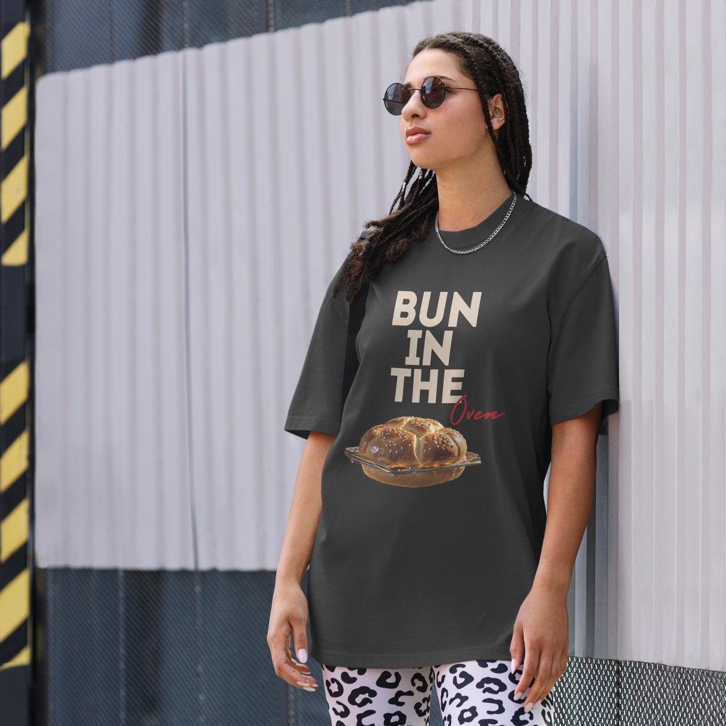 Bun in the oven Oversized faded t-shirt