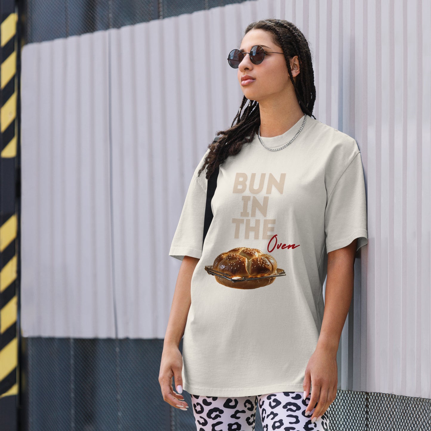 Bun in the oven Oversized faded t-shirt